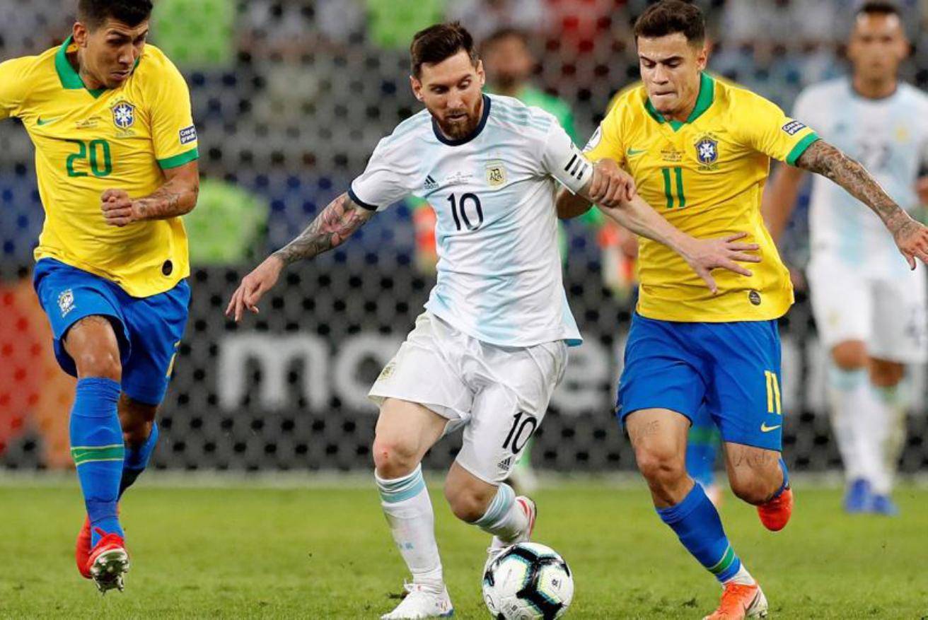 中超-莱昂纳多传射建功 上海海港战胜深圳新鹏城