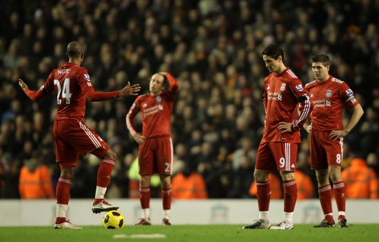 BLG暴打TES却深陷BUG风波！全华班有望世界赛夺冠，TES采访引热议