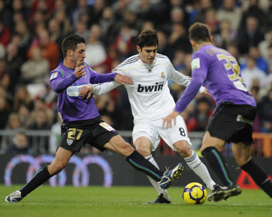 高调号召游戏圈时装技术升级，《以闪亮之名》怎么敢的？