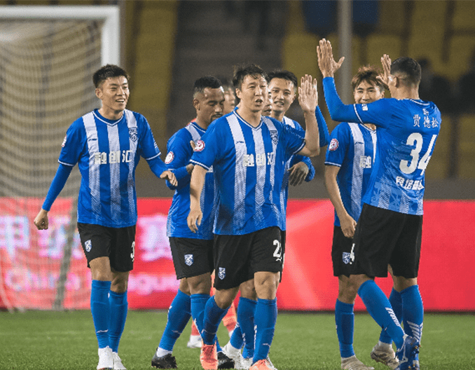 意甲媒体透露：加拉塔萨雷俱乐部与米兰的沟通一直在持续，他们的目标球员是后卫托莫里