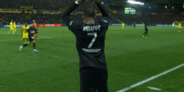 十倍工资！Doinb爆料LPL出钱请首发选手当陪练，只为留下S赛冠军